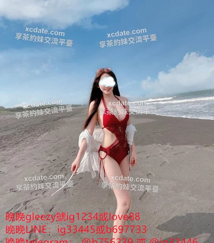 美娜 170-48-E+ 25歲 #外拍模特超高顏值 #喜歡穿絲襪高跟鞋愛愛的漂亮正妹